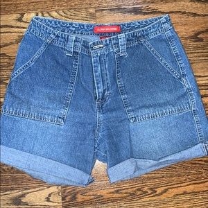 Mom Jean Shorts.
